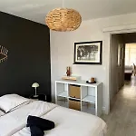 Hyper centre Appartement 2 chambres avec parking