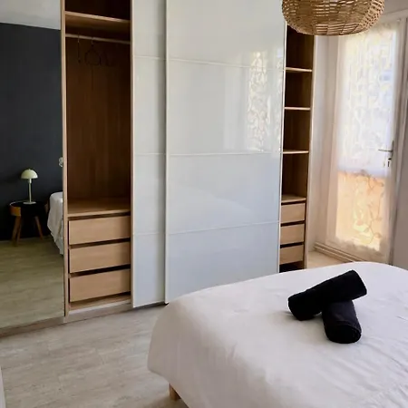 Hyper Centre 2 Avec Parking Appartement *